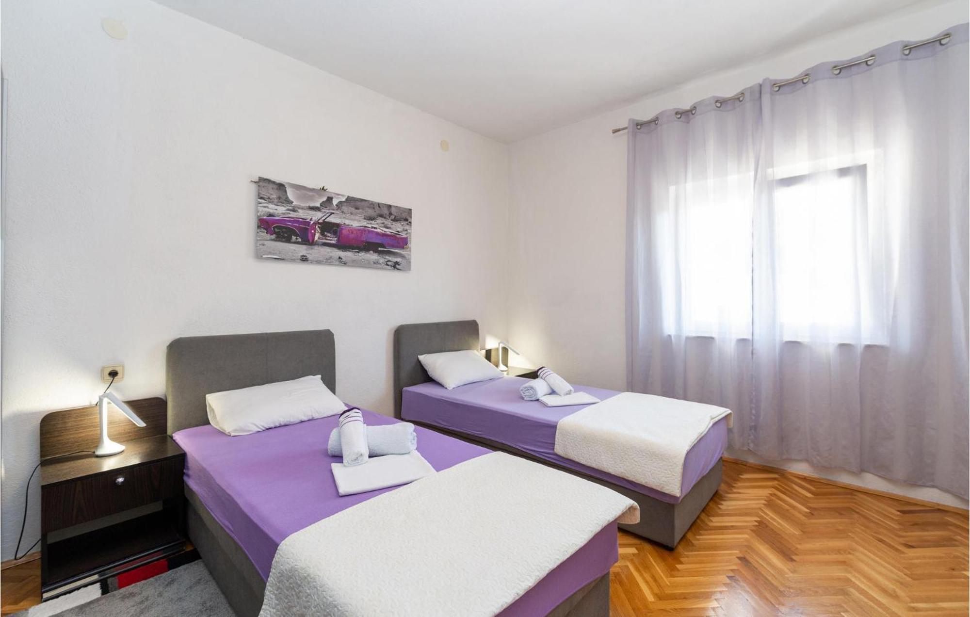 Lovely Apartment In Rovanjska With House Sea View Экстерьер фото