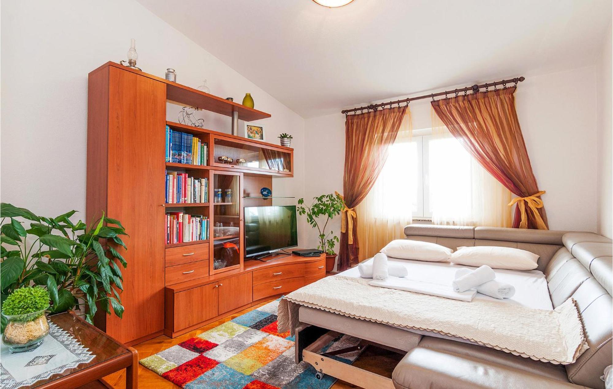 Lovely Apartment In Rovanjska With House Sea View Экстерьер фото